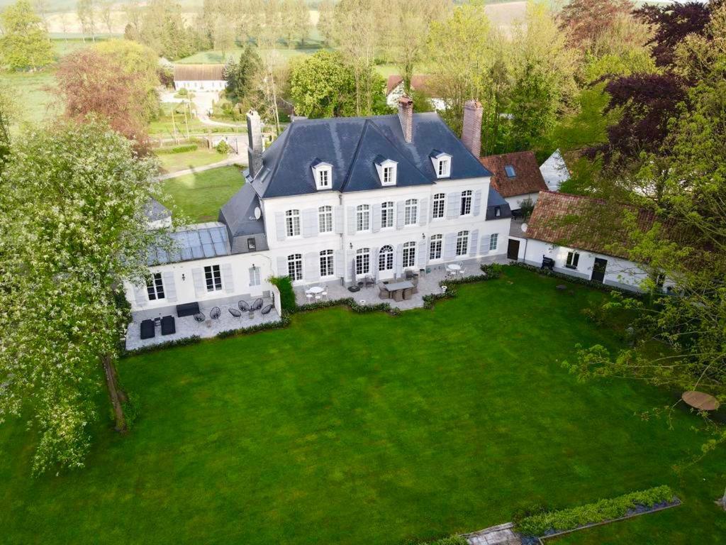 مبيت وإفطار Doudeauville Domaine De La Course المظهر الخارجي الصورة